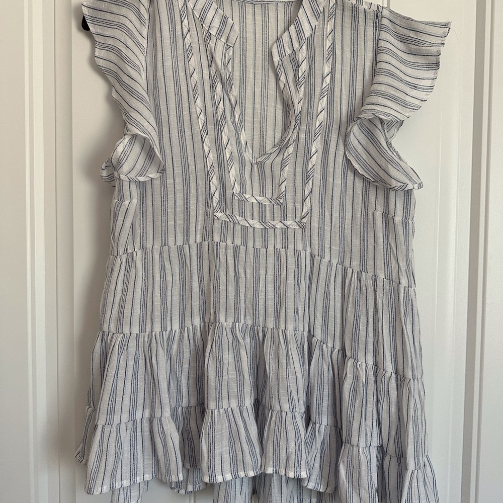 Blu Pepper Blue White Striped SS Top Size Medium